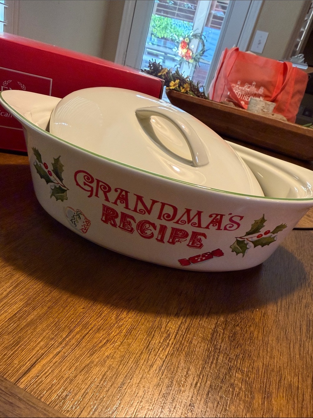 Grandma's Recipe Holiday Serving Casserole Dish - White and Red